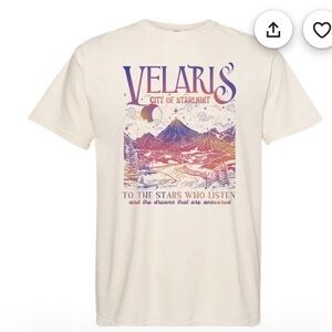 Velaris. Mountain Graphic Tee